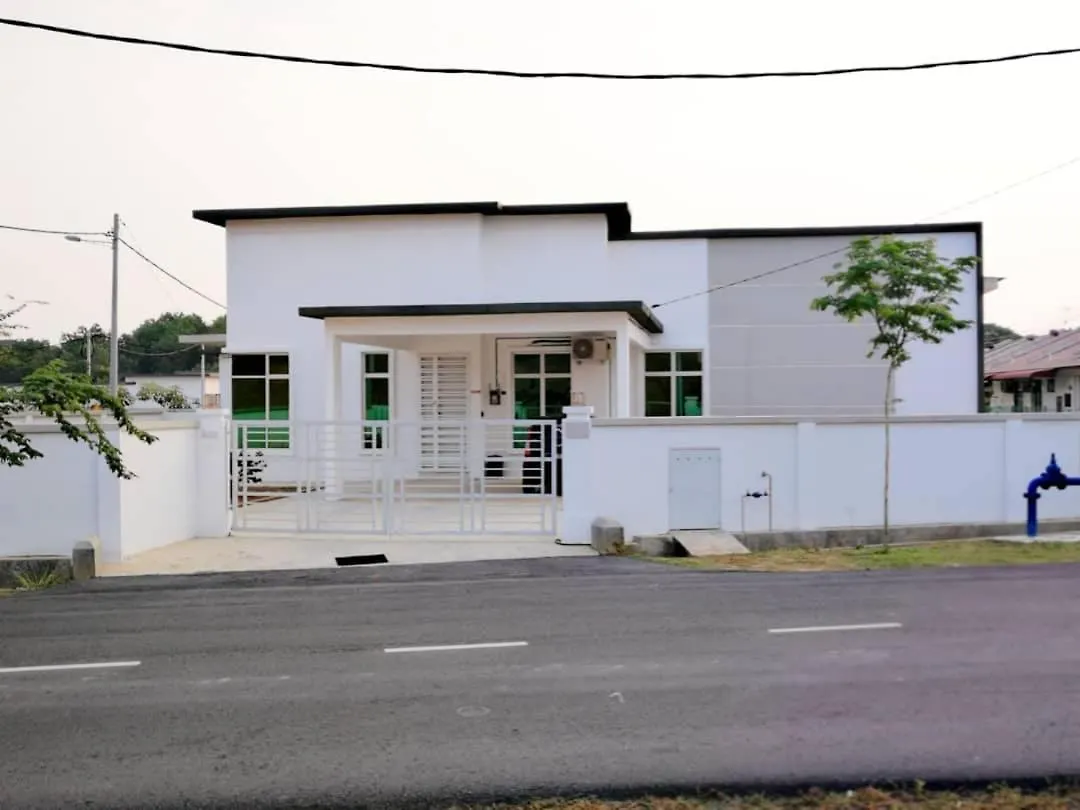 Casa vacanze Homestay 88A Melaka For 9 Pax With Private Pool, Smart Tv, Netflix And Wifi Malesia